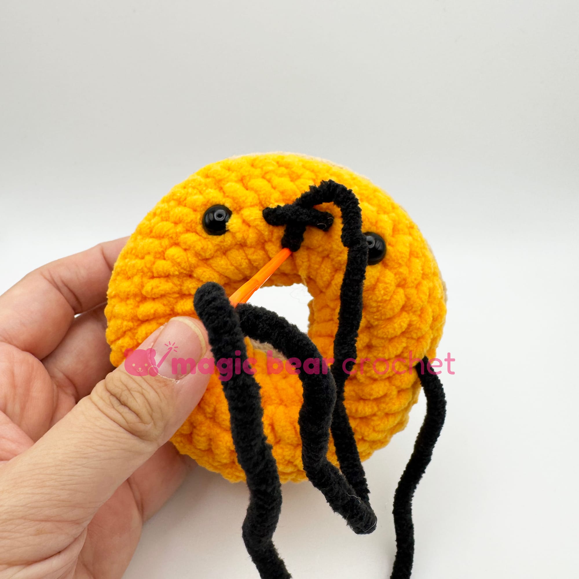 Magic Bear Crochet - Easy Doughnut Donut Pattern